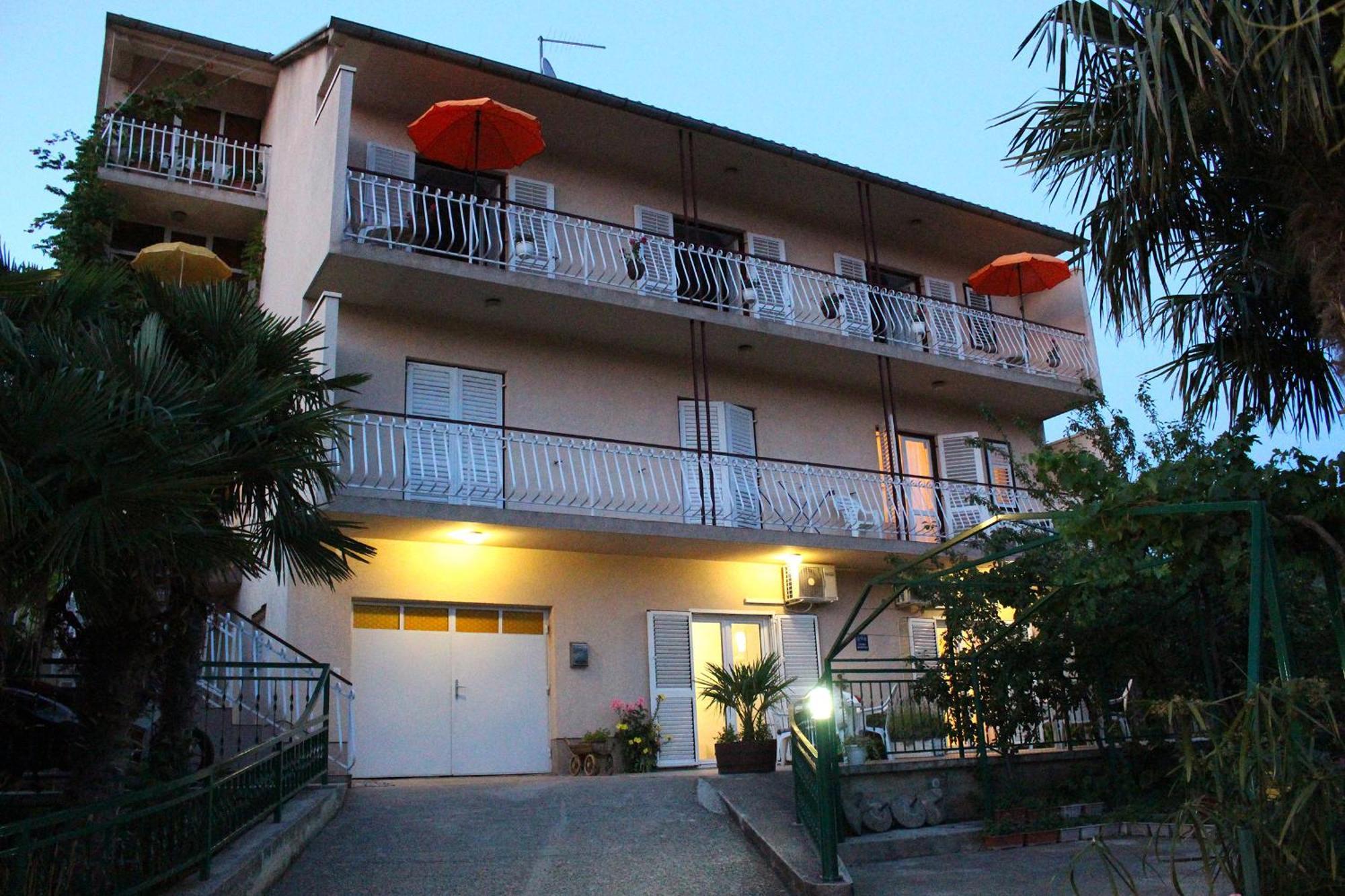 Apartments Palma Sibenik Bilik gambar